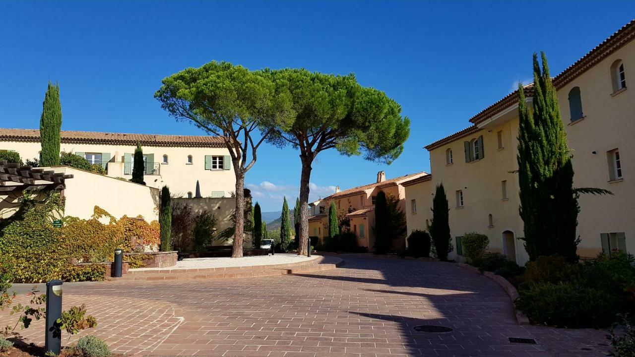 Villa au golf de St-Endréol La Motte Exterior foto