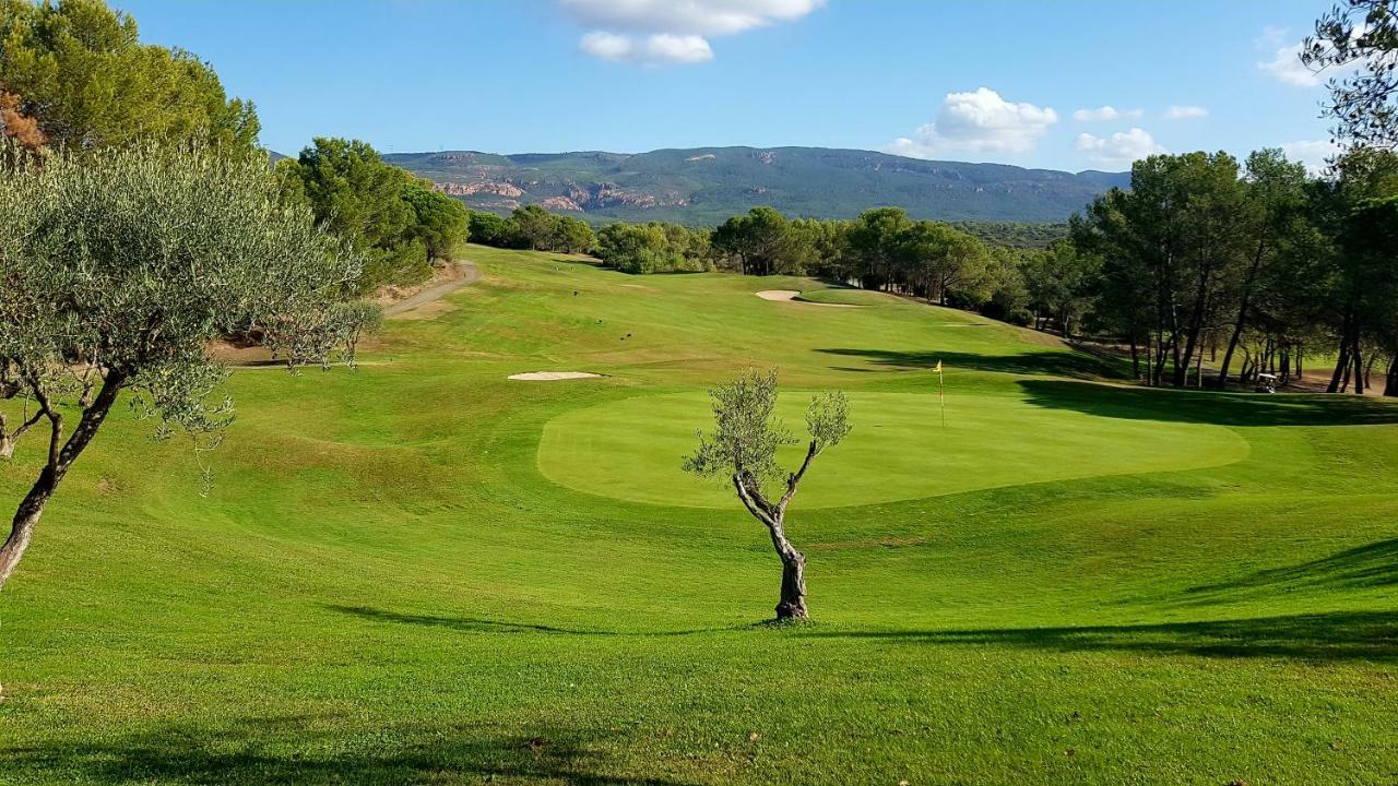 Villa au golf de St-Endréol La Motte Exterior foto
